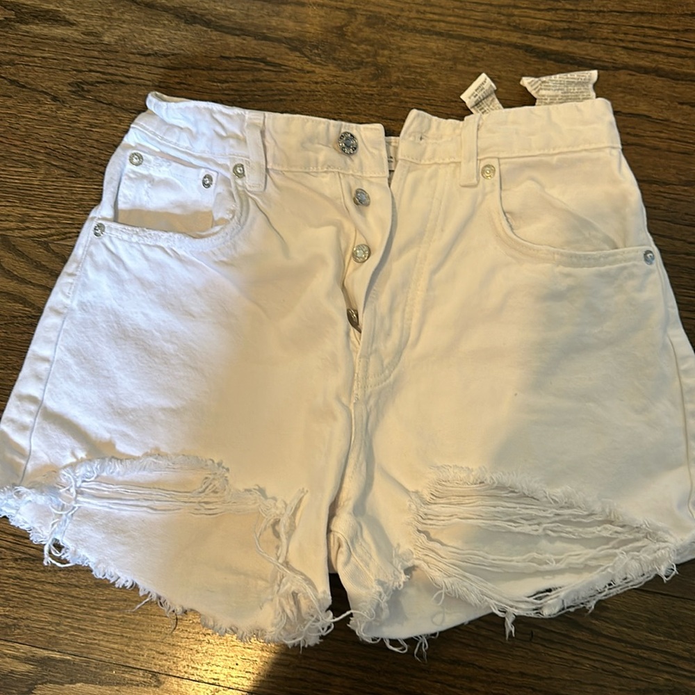 Zara white denim shorts size 4